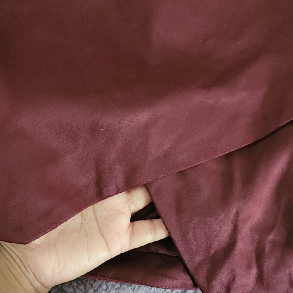 Skirt - Picture 2 of 3